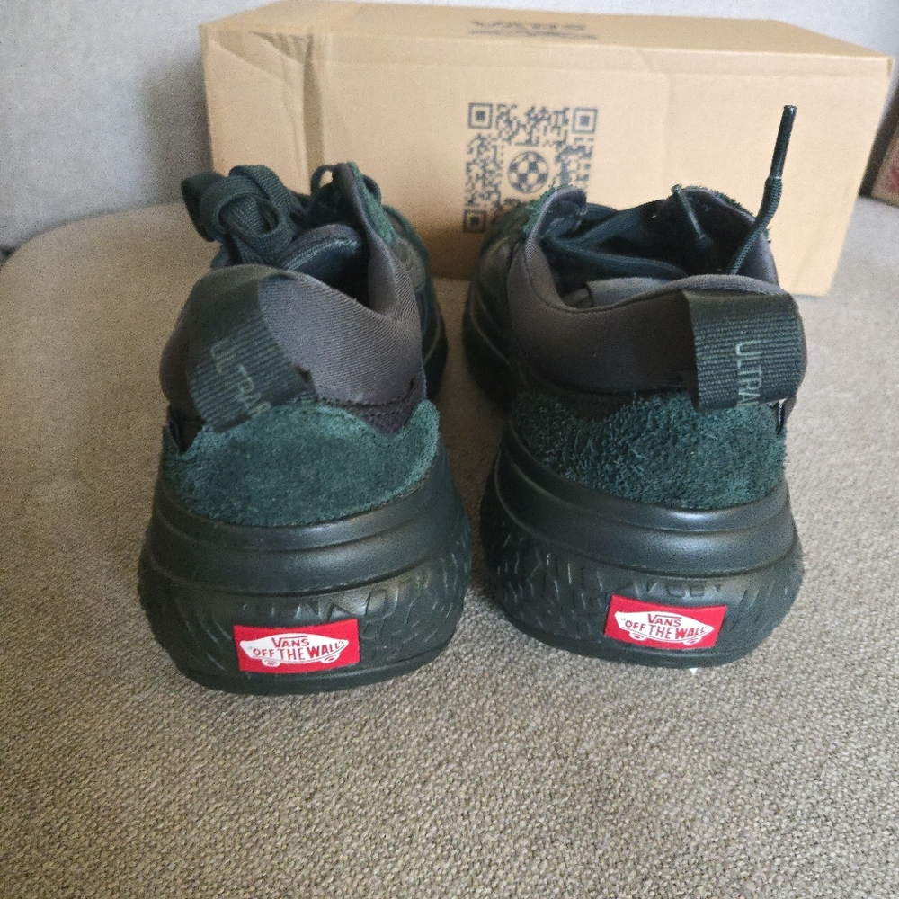 Vans Mte Ultrarange Neo Vr3 Men Size 9.5 Mono Dark Green Vr3cush 122025 - Picture 4 of 7